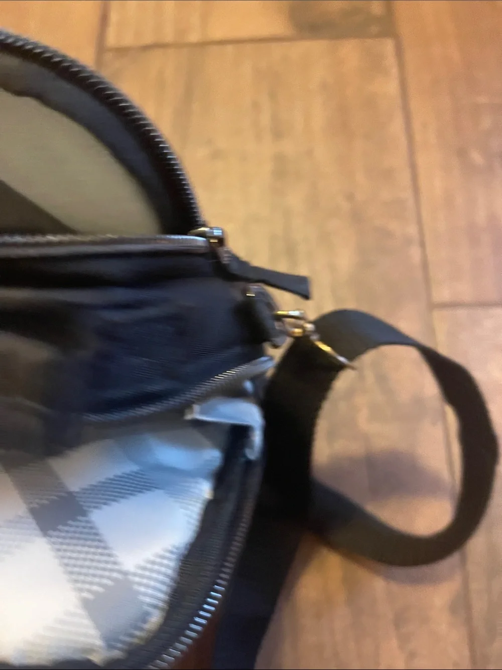 lug Skeeter Mini B Black Quilted Crossbody Messenger Bag